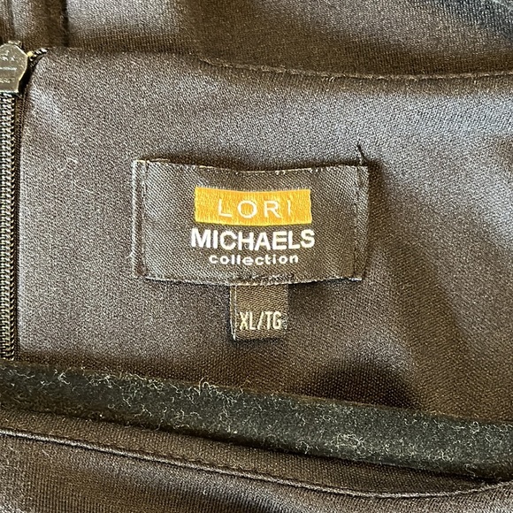 Lori Michaels Fleece Short Sleeve Dress - Picture 6 of 8